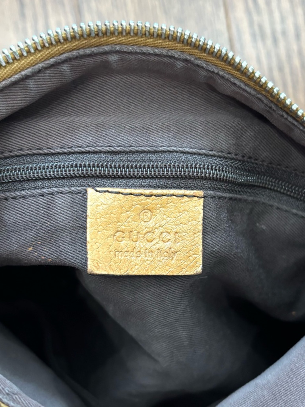 Authentic Gucci bag - Picture 12 of 15
